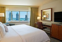 Deluxe Room, 1 Queen Bed, Bay View (Pure)