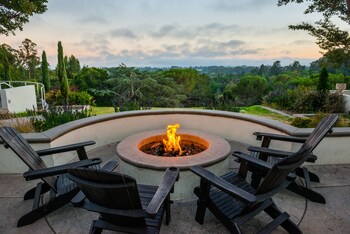 torchlight inn santa cruz torchlight inn santa cruz