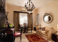 Deluxe Suite, 1 Double Bed, Balcony, Garden View