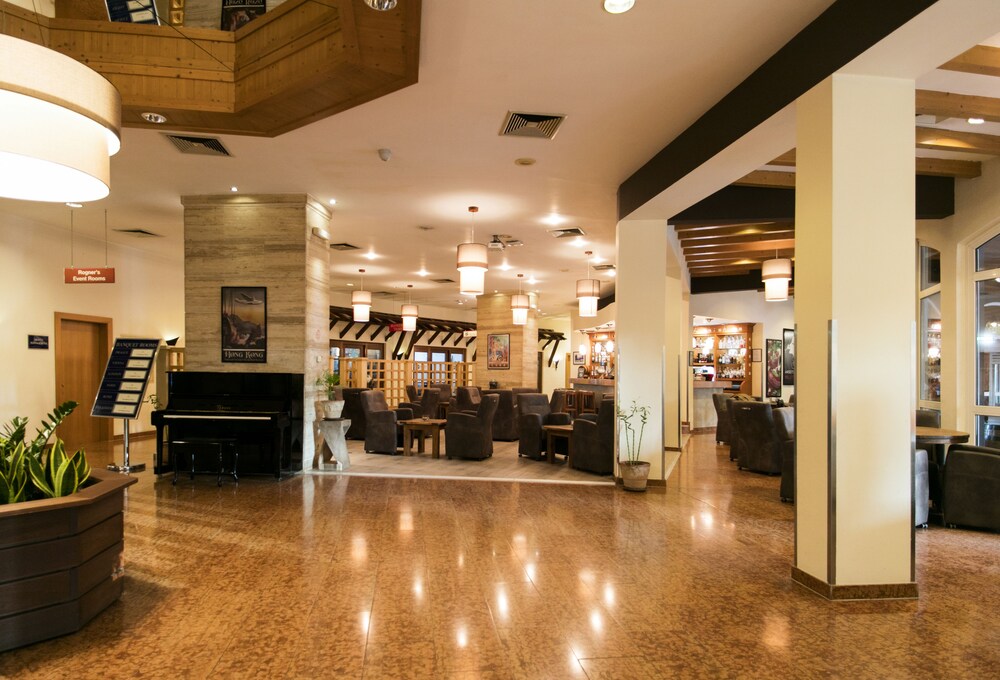 Hotel Bar