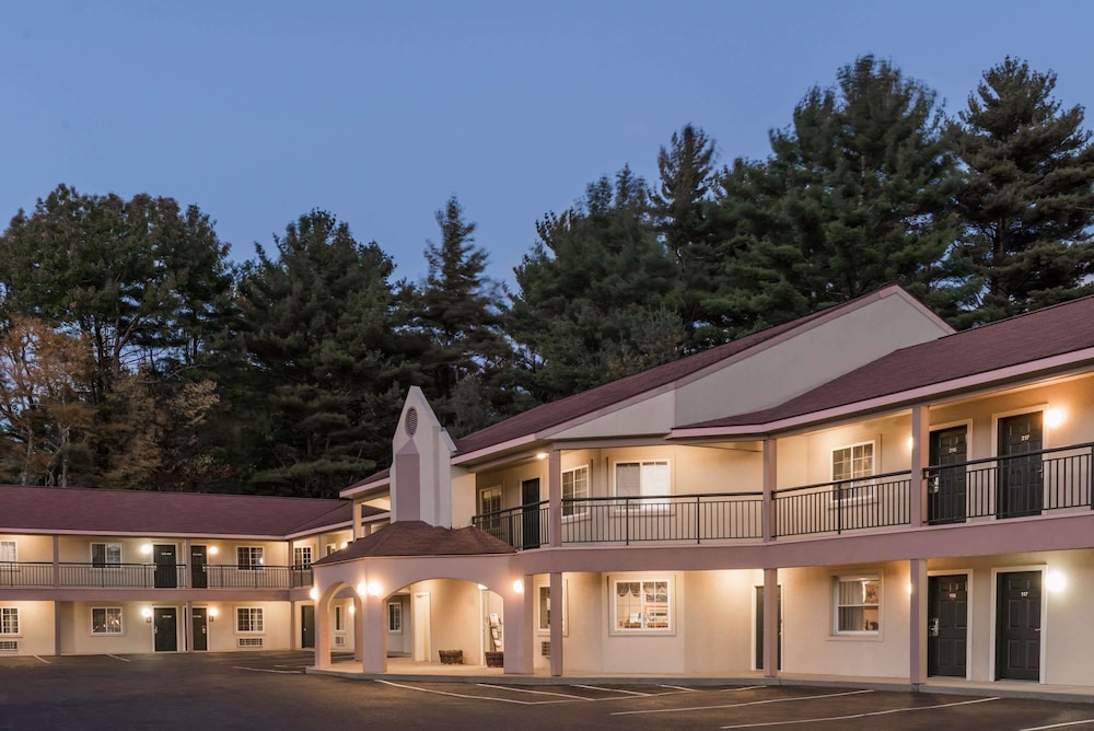Hotel Front - Evening/Night