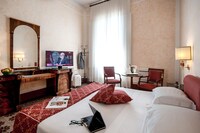 Business Room, 1 Queen Bed