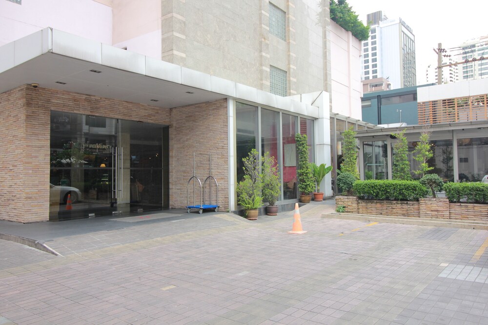 Hotel Front