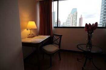 In-Room Business Center