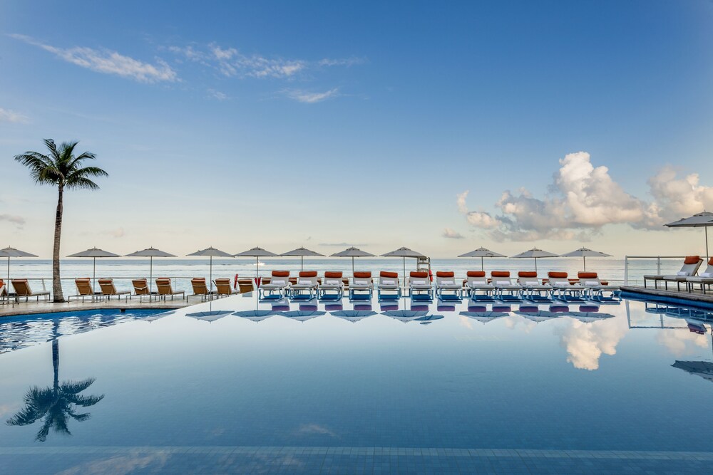 Infinity Pool