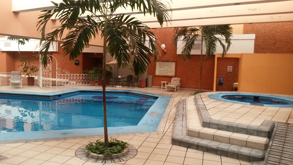 Piscina cubierta o al aire libre