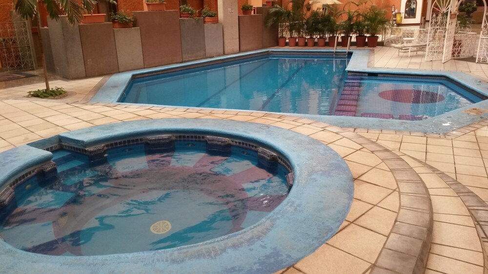 Piscina cubierta o al aire libre