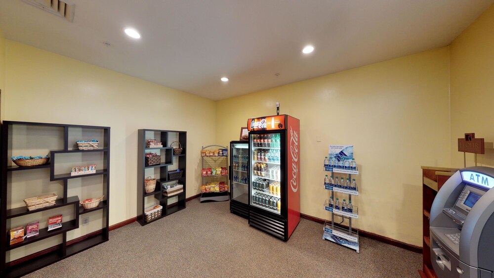 ATM/Banking On site