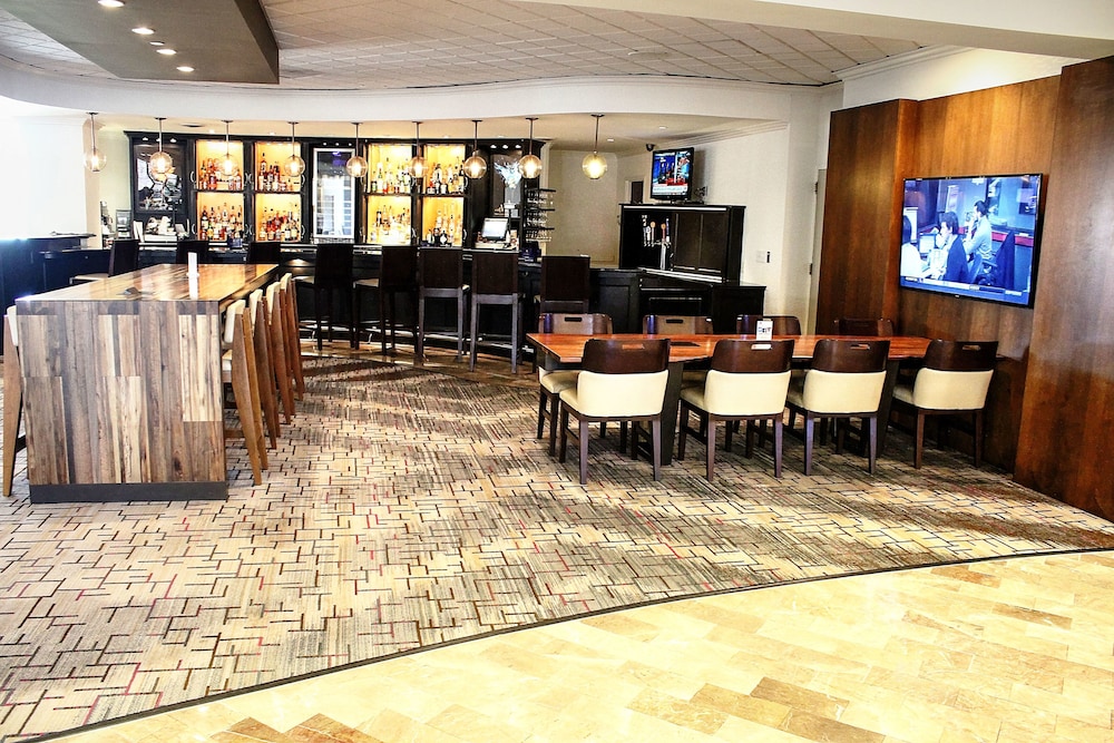 Hotel Lounge