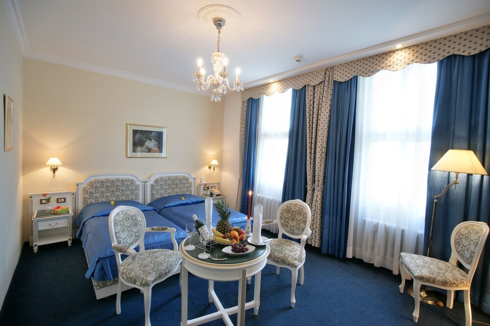 Guestroom