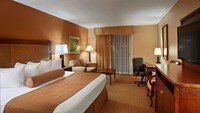 Standard Room, 1 King Bed, Balcony, Pool View