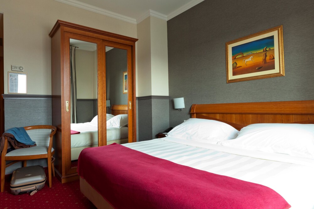 Guestroom
