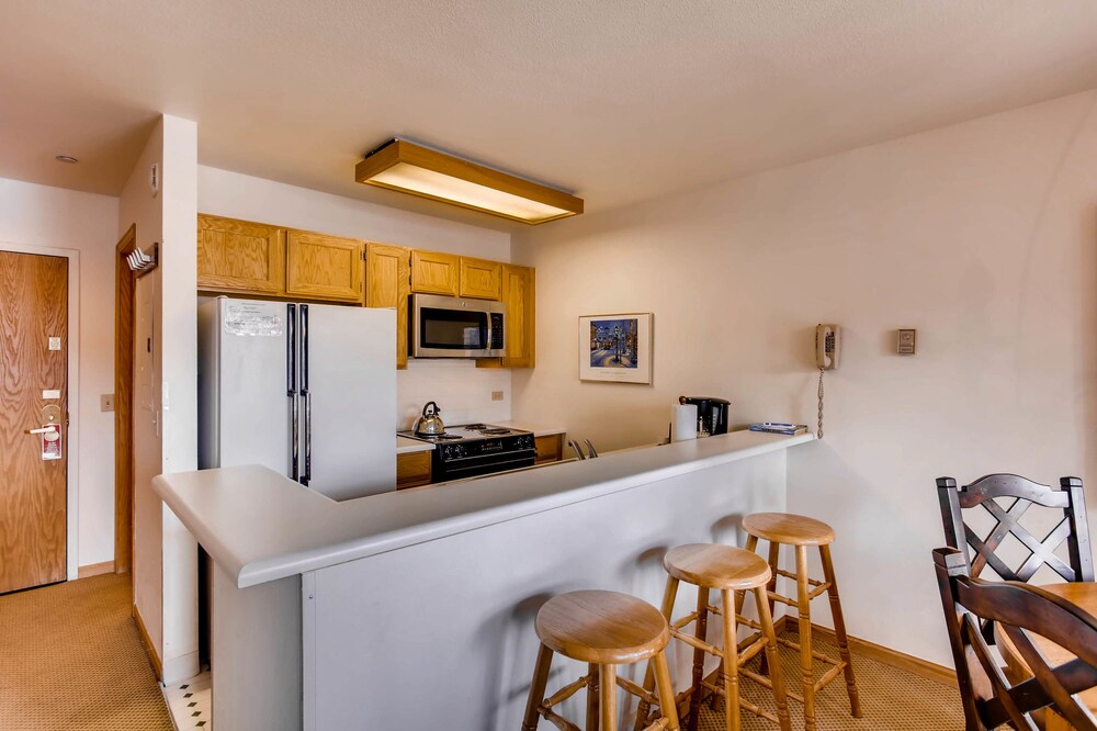 Room, 2 Bedrooms, Hot Tub - In-Room Kitchen