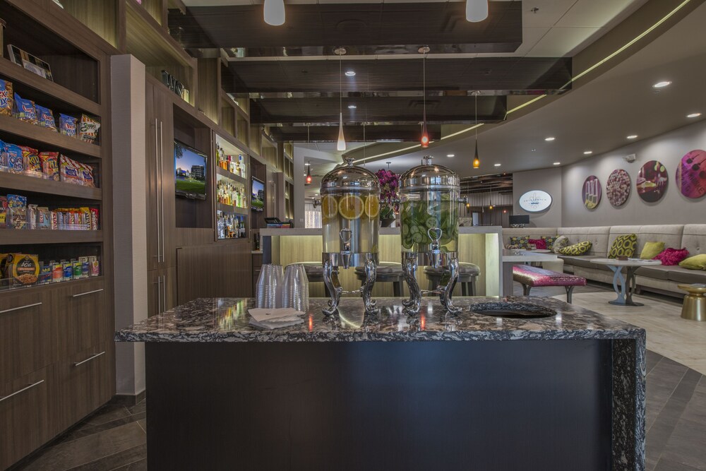 Hotel Lounge