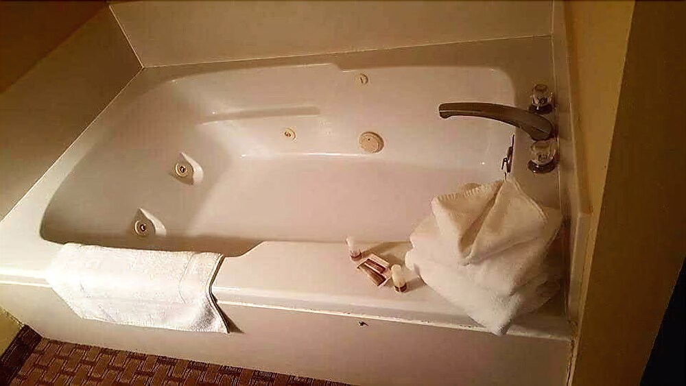 Jetted Tub