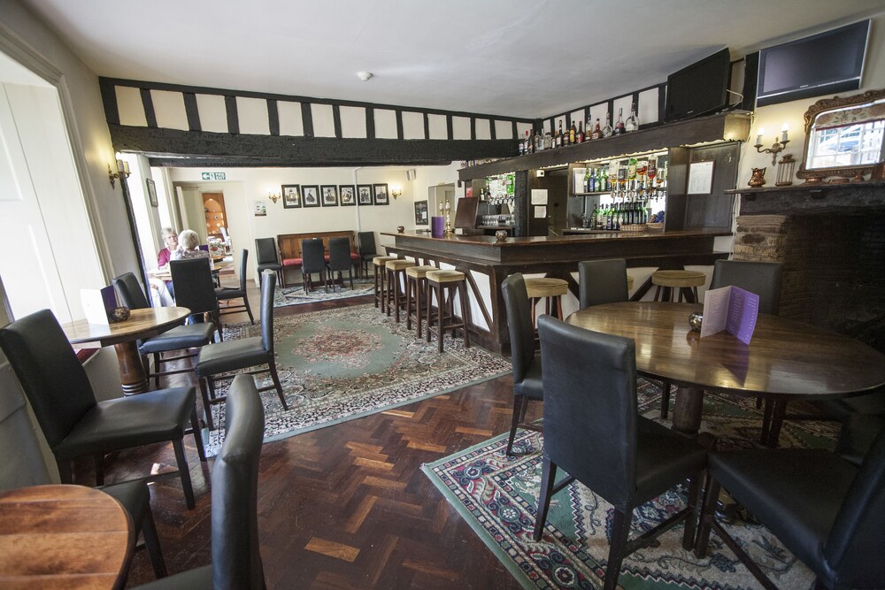 Hotel Bar