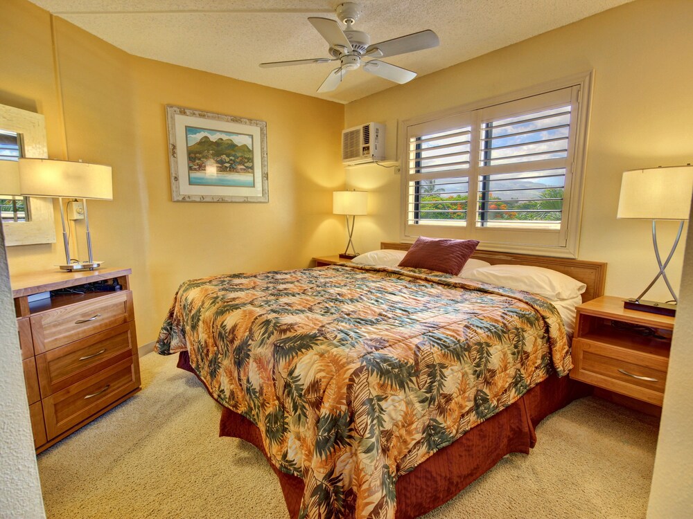 Premium Condo, 2 Bedrooms, Kitchen, Ocean View - Guestroom