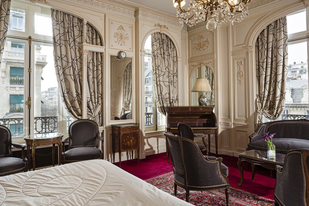 Room, Hotel Raphael