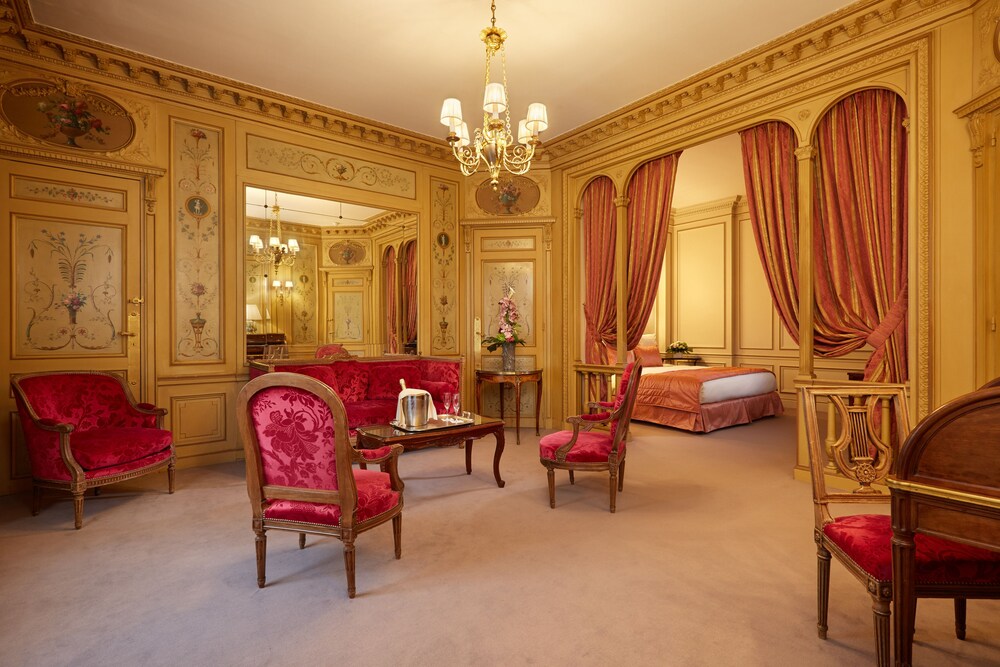 Room, Hotel Raphael