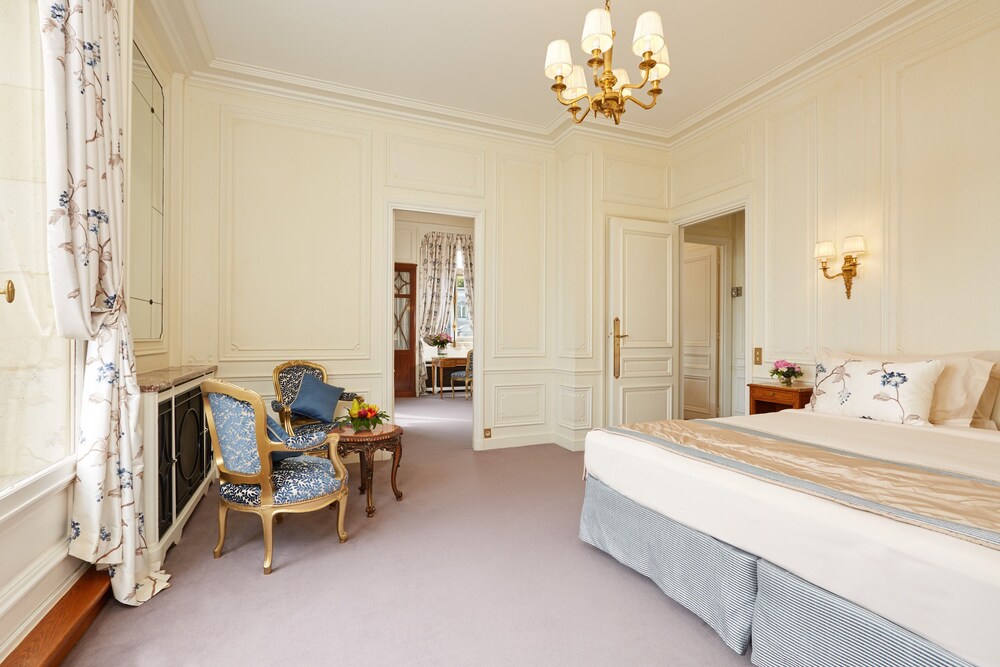 Room, Hotel Raphael