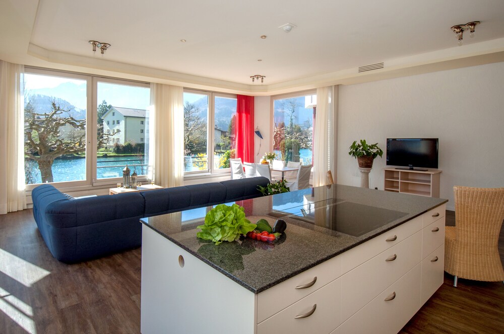 Deluxe Apartment - In-Room Kitchen