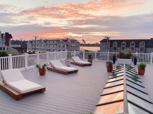 Atlantic Beach Hotel Newport