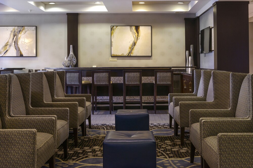 Hotel Lounge