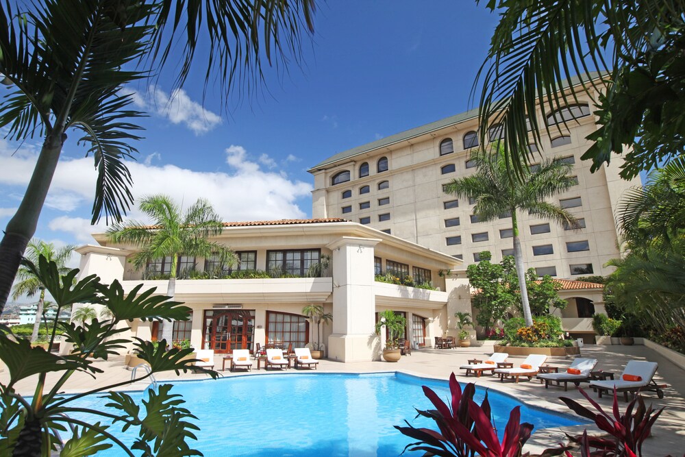 Courtyard View
