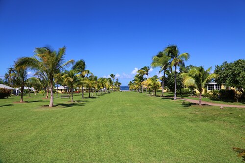Nisbet Plantation Beach Club