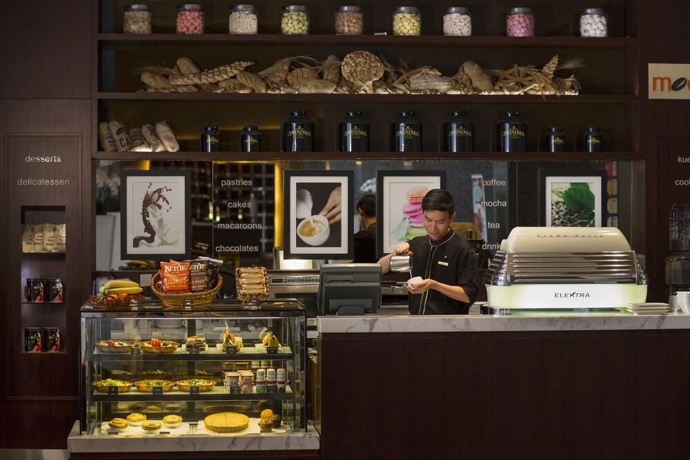 Coffee Shop