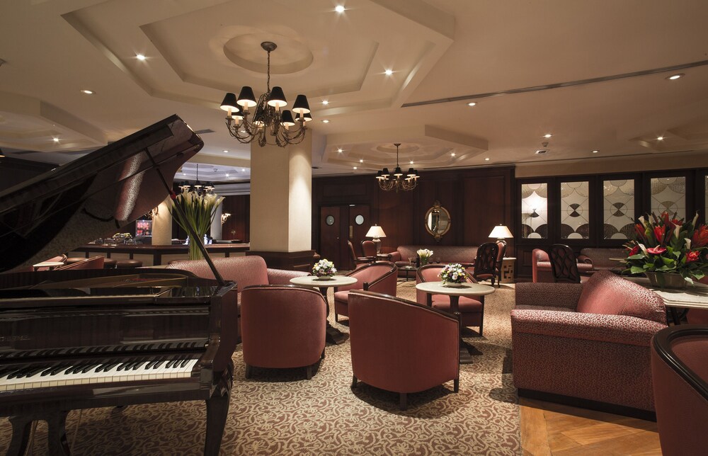 Hotel Bar