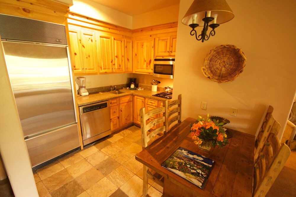 In-Room Kitchenette