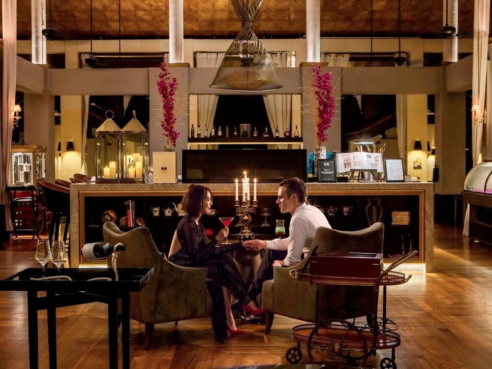 Hotel Bar