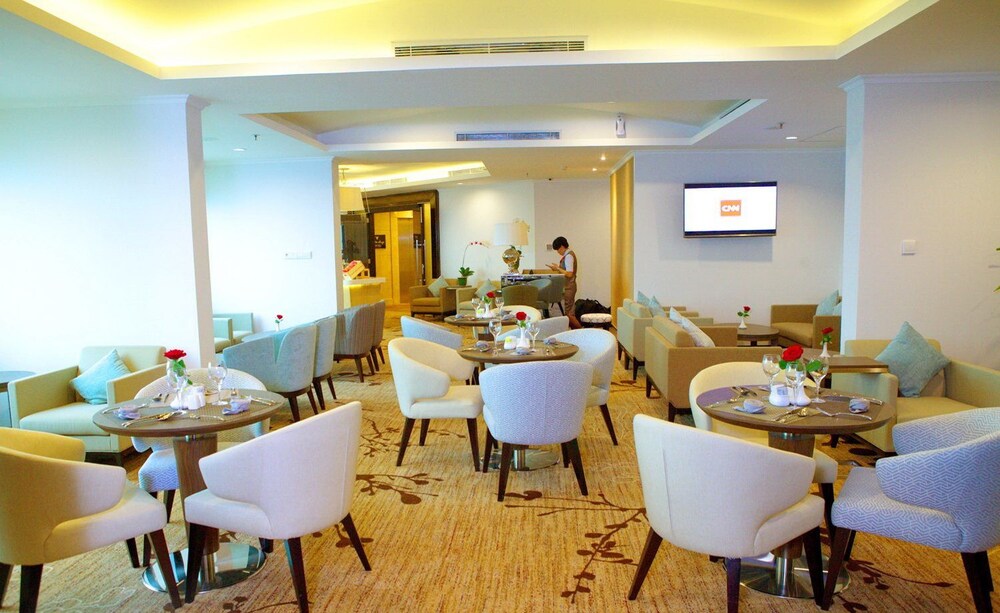 Hotel Lounge