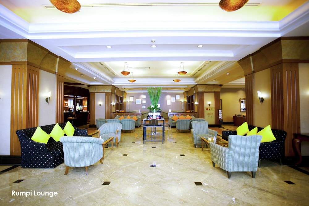 Hotel Lounge