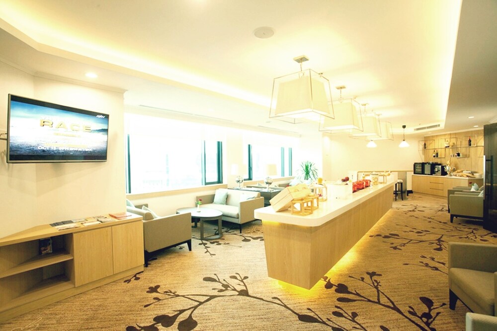 Executive Lounge