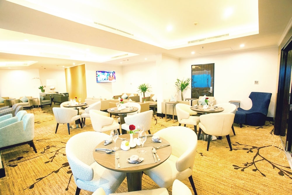 Executive Lounge