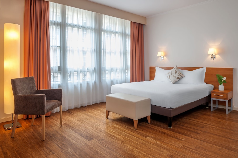 Apartment, 1 Bedroom (Seine View) - Guestroom