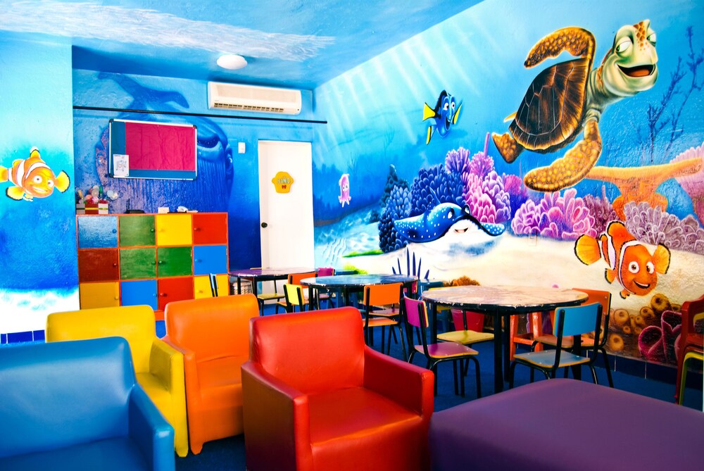 Childrens Play Area - Indoor