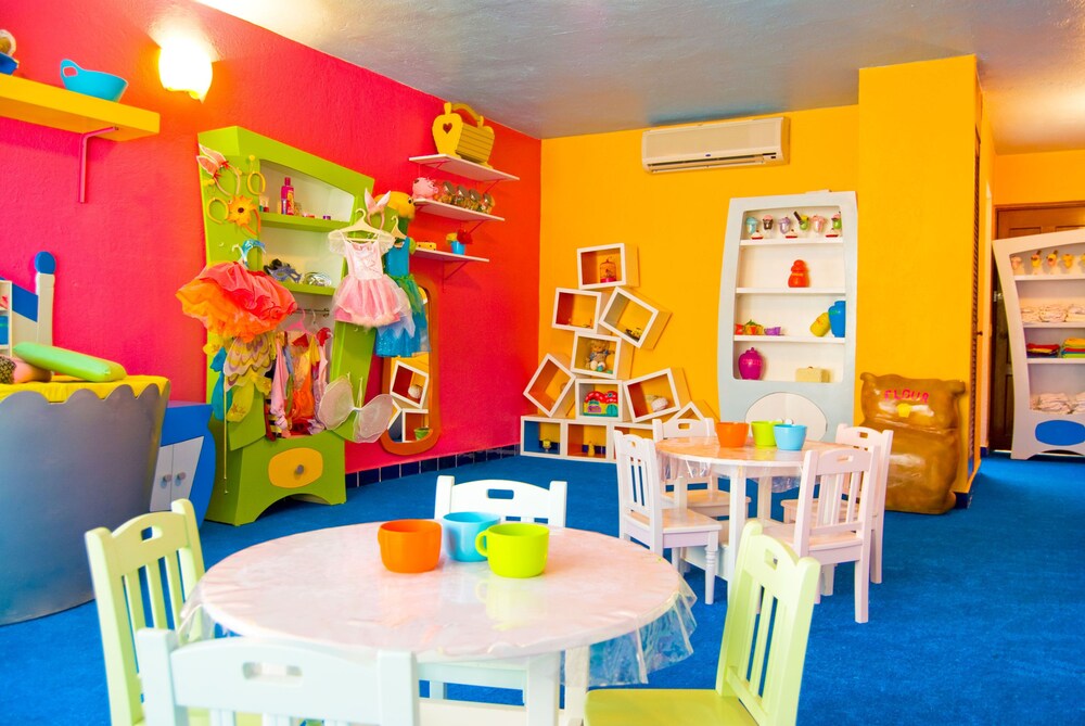 Childrens Play Area - Indoor
