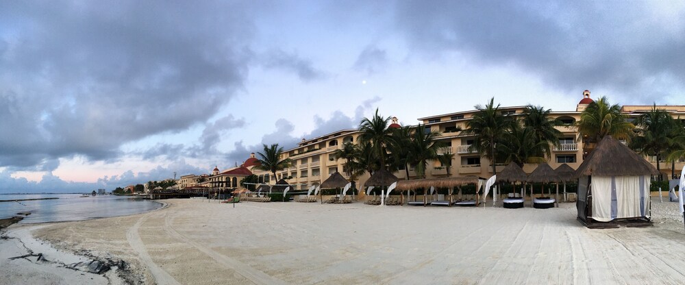 Beach/Ocean View