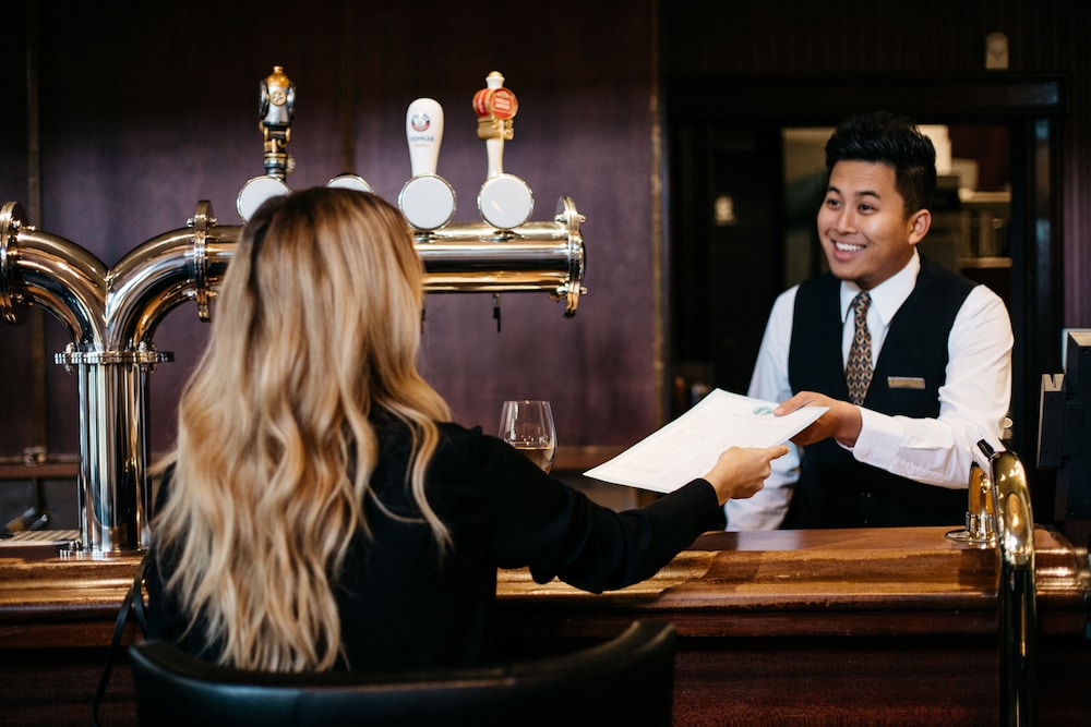 Hotel Lounge