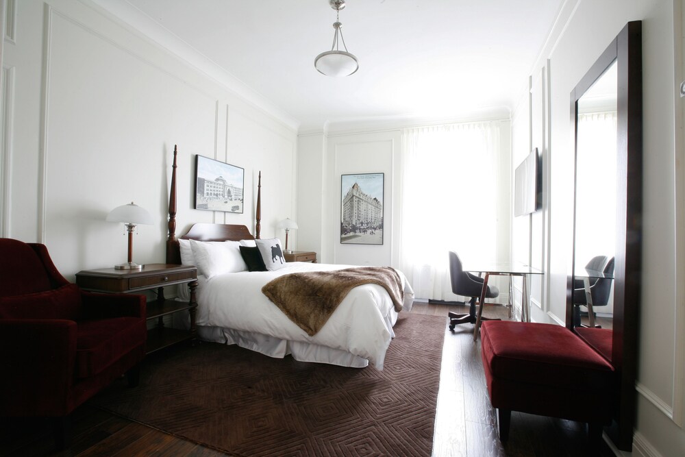 Guestroom