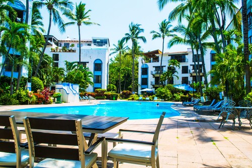 Puerto de Luna Pet Friendly & Family Suites Hotel