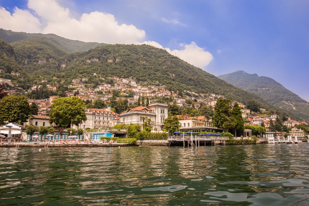 Lake View
