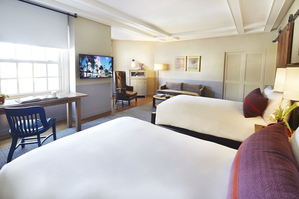 Guestroom