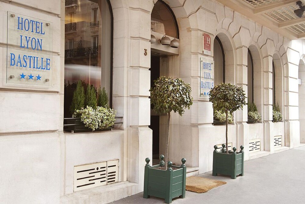 Hotel Front