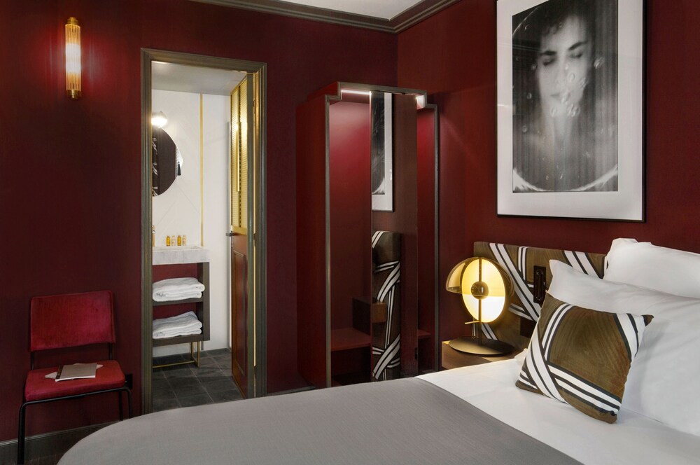 Guestroom