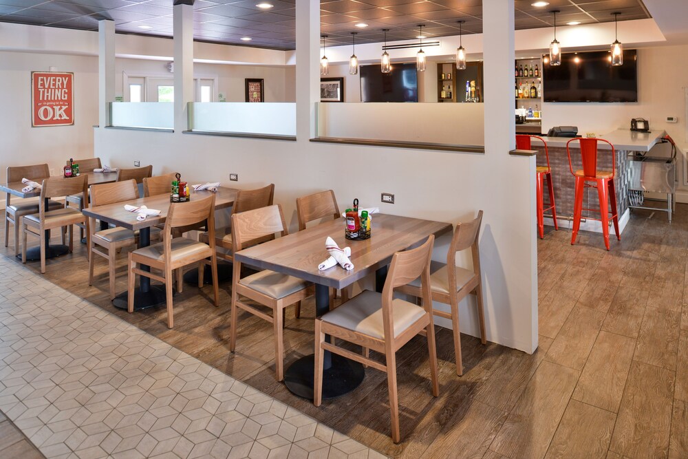 Hotel Bar