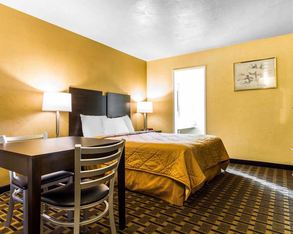 Room, Econo Lodge Sacramento Convention Center